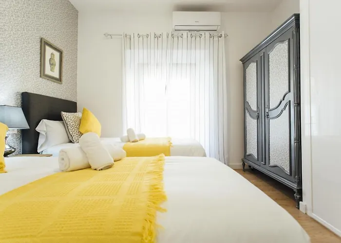 Bright And Comfortable- 2D 2B- Conde De Torrejon